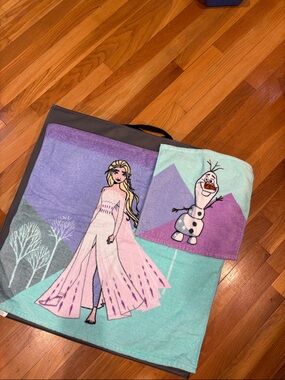Disney Frozen II Aqua, Teal & Purple Kids Towel w/ washcloth